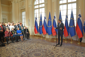 Predsednik Pahor in občinstvo