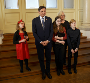 Predsednik Pahor in flavtisti