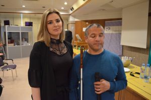 Stokovna delavka ZDSSS in inštruktor eholokacije