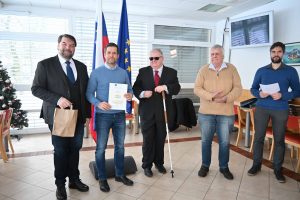 Podelitev zahvale Danielu Videtiču iz NZS