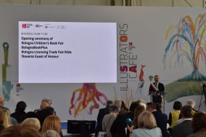 otvoritvena prireditev, ki jo otvorja župan Bologne