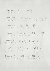 Matematični znaki in formule v brajici in z ročno pisavo